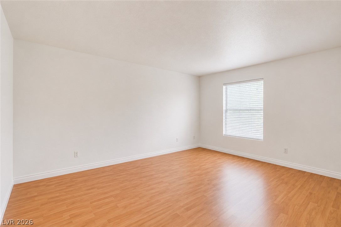 Photo 21 of 24, 2606 S Durango Drive #246
