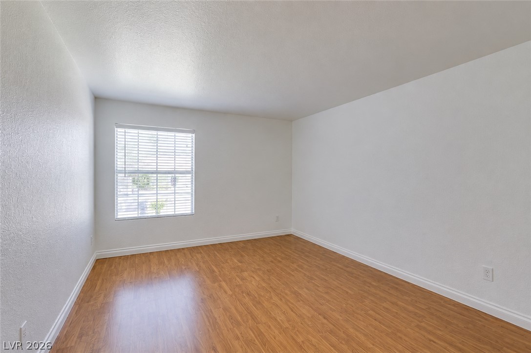 Photo 22 of 24, 2606 S Durango Drive #246