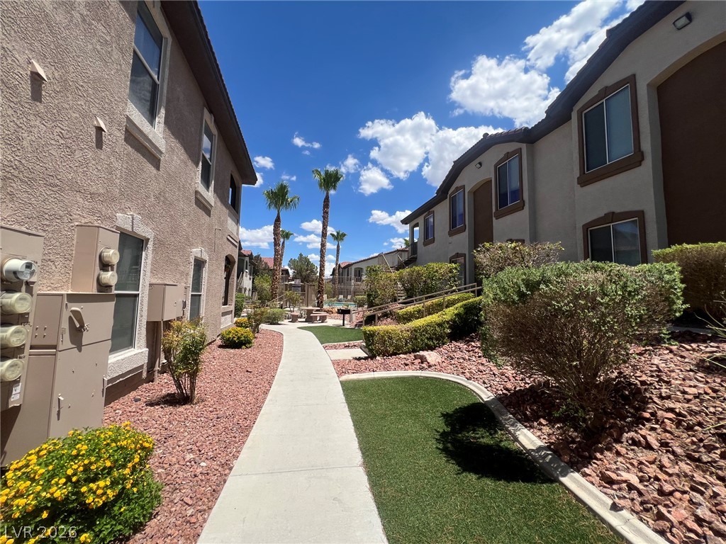 Photo 25 of 30, 2305 W Horizon Ridge Parkway #1613