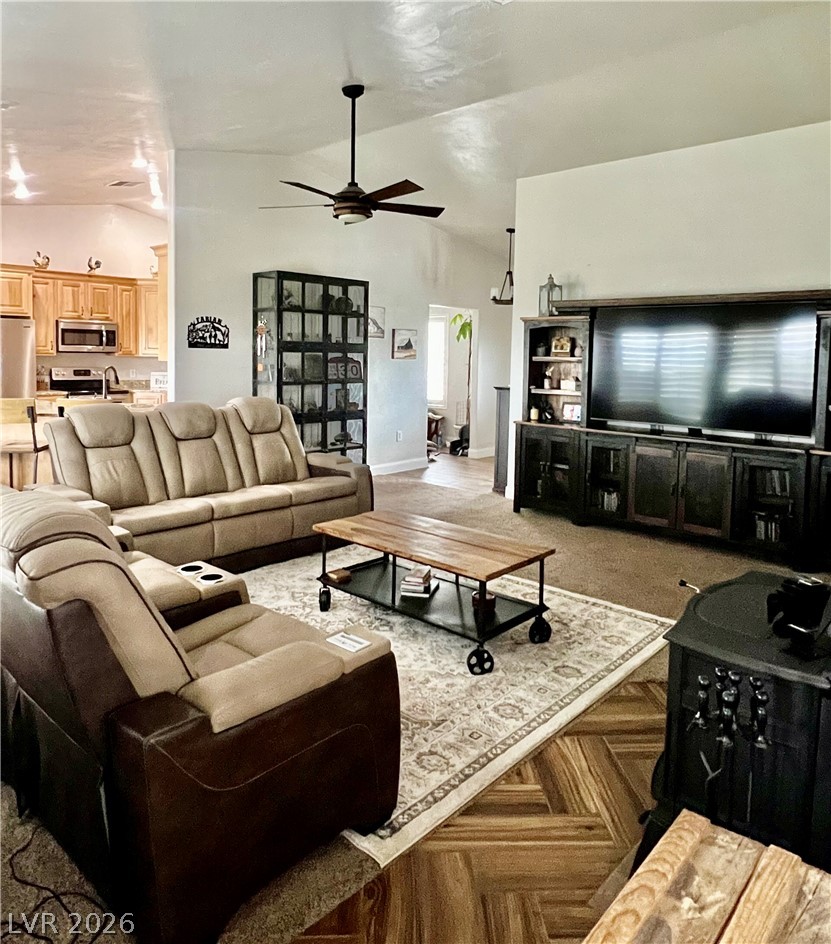 Photo 8 of 33, 605 Cerina Court