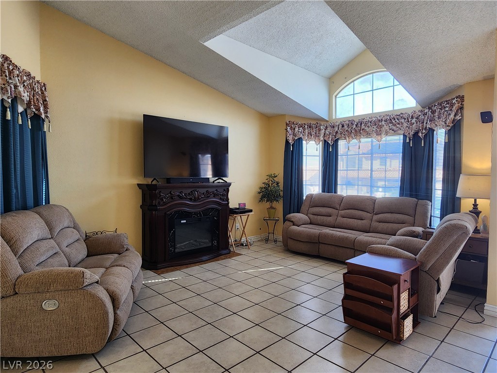 Photo 5 of 3244 Cactus Springs Drive