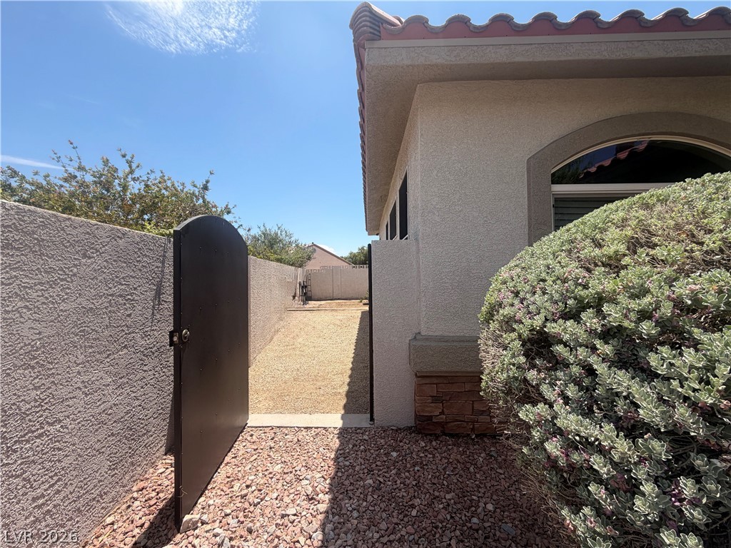 Photo 4 of 8595 Bella Vacio Court