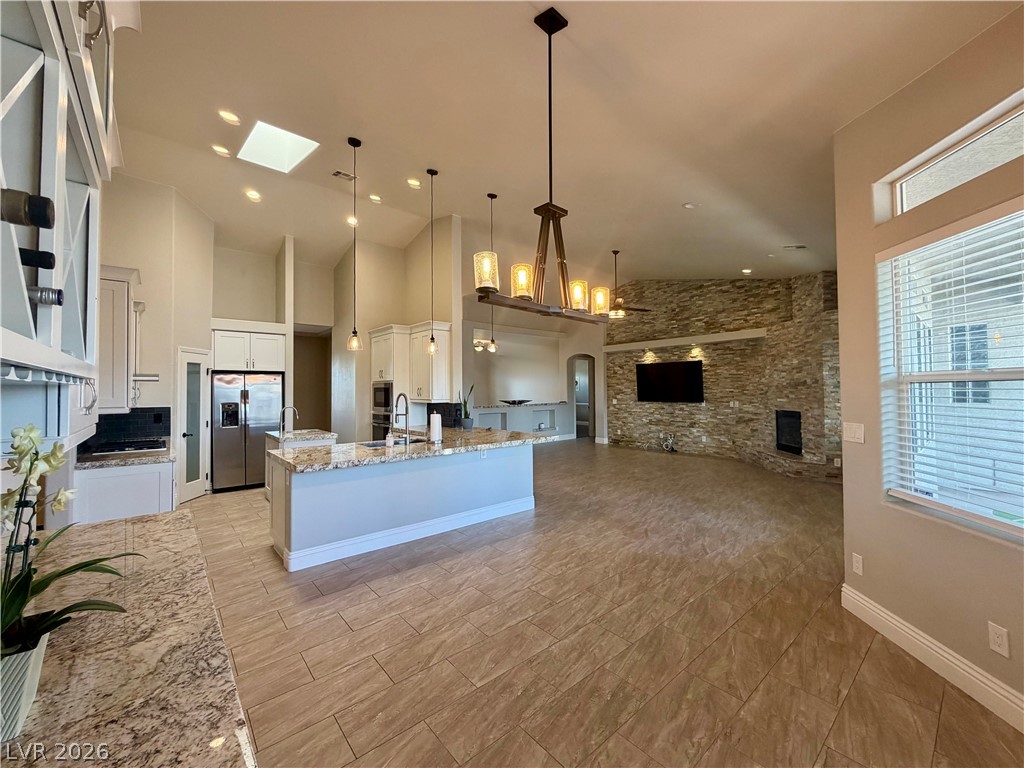 Photo 12 of 63, 8595 Bella Vacio Court