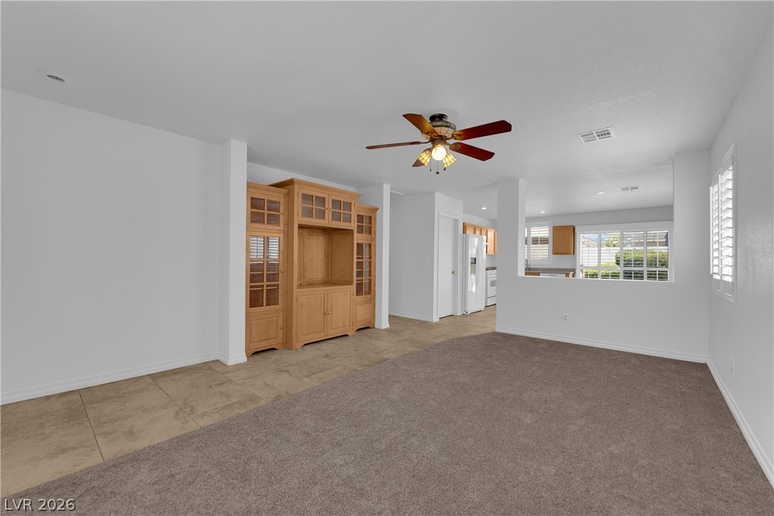 Photo 3 of 8548 Shady Pines Drive