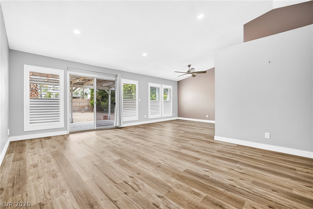 Photo 4 of 2803 Camelback Lane