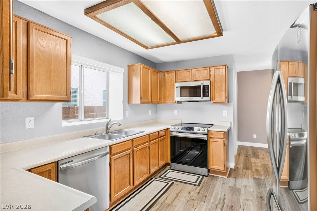 Photo 8 of 23, 2803 Camelback Lane