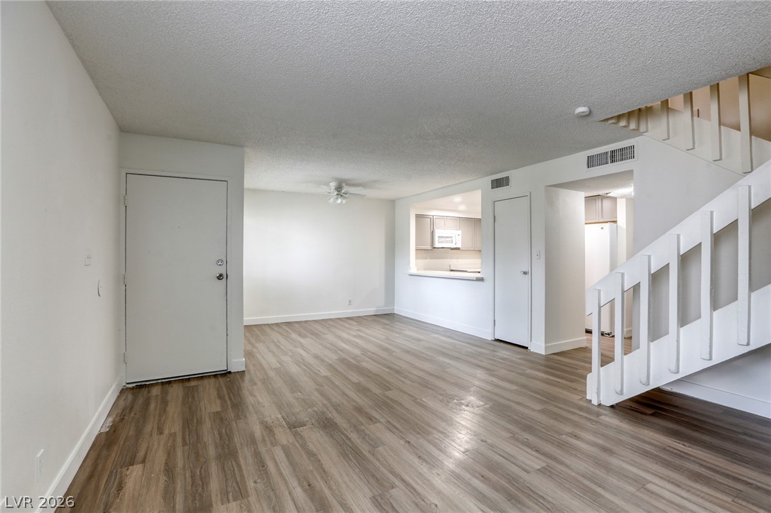 Photo 7 of 44, 4770 Topaz Street #14