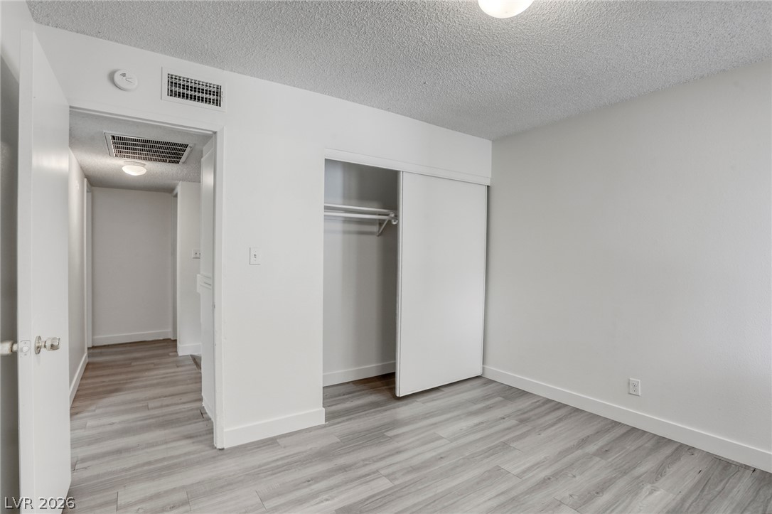 Photo 19 of 44, 4770 Topaz Street #14