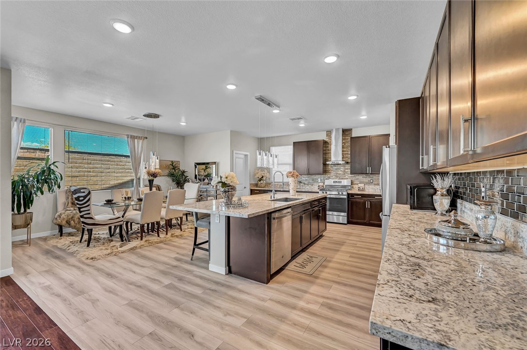 Photo 9 of 51, 508 Monarch Ridge Court