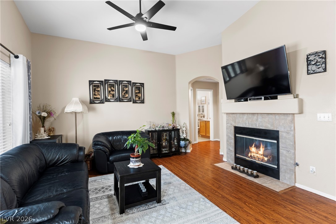 Photo 8 of 32, 6366 Lorne Green Avenue #101