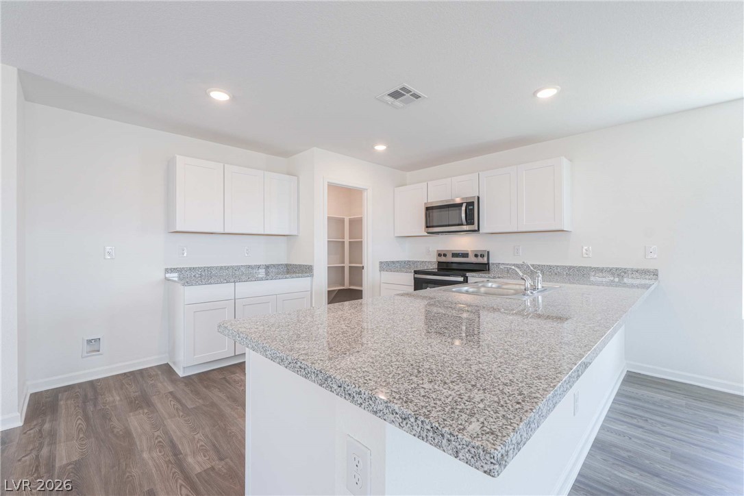 Photo 5 of 653 S Dyani Drive