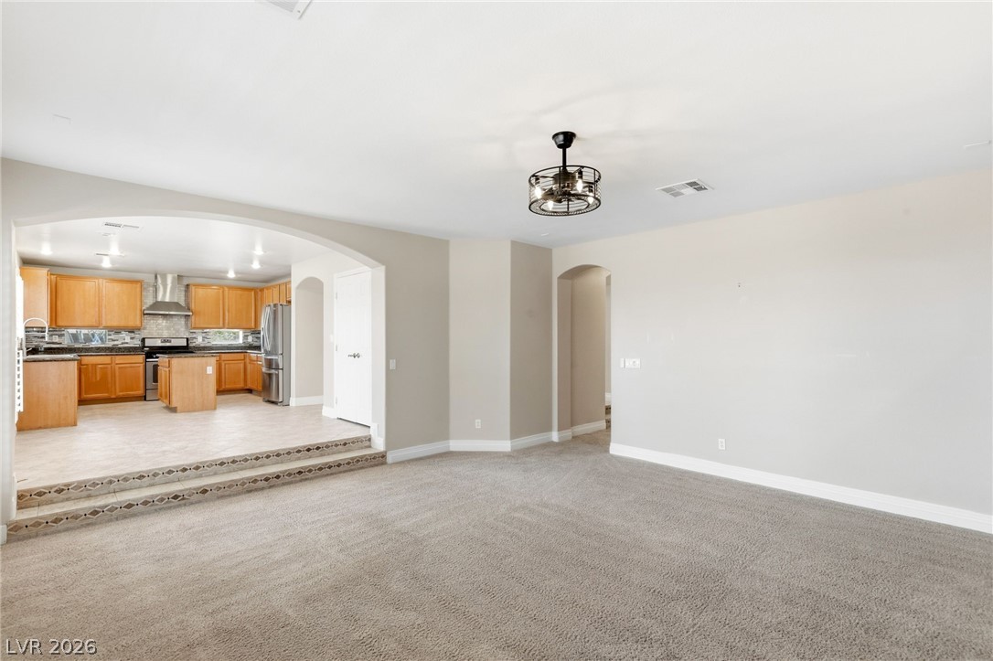 Photo 14 of 52, 1174 Twinkling Meadows Drive