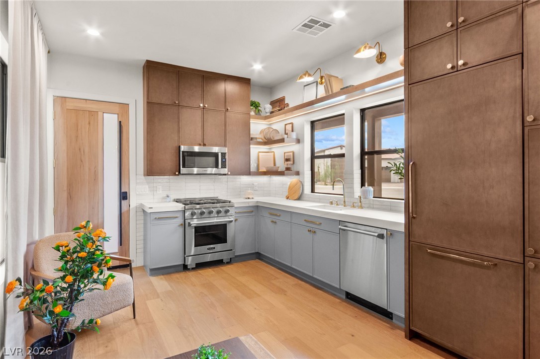 Photo 43 of 63, 8575 Stange Avenue