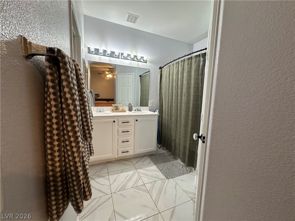 Photo 13 of 30, 6320 Rolling Rose Street #102