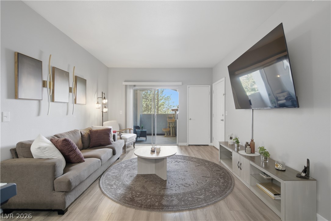 Photo 11 of 63, 2615 W Gary Avenue #2067