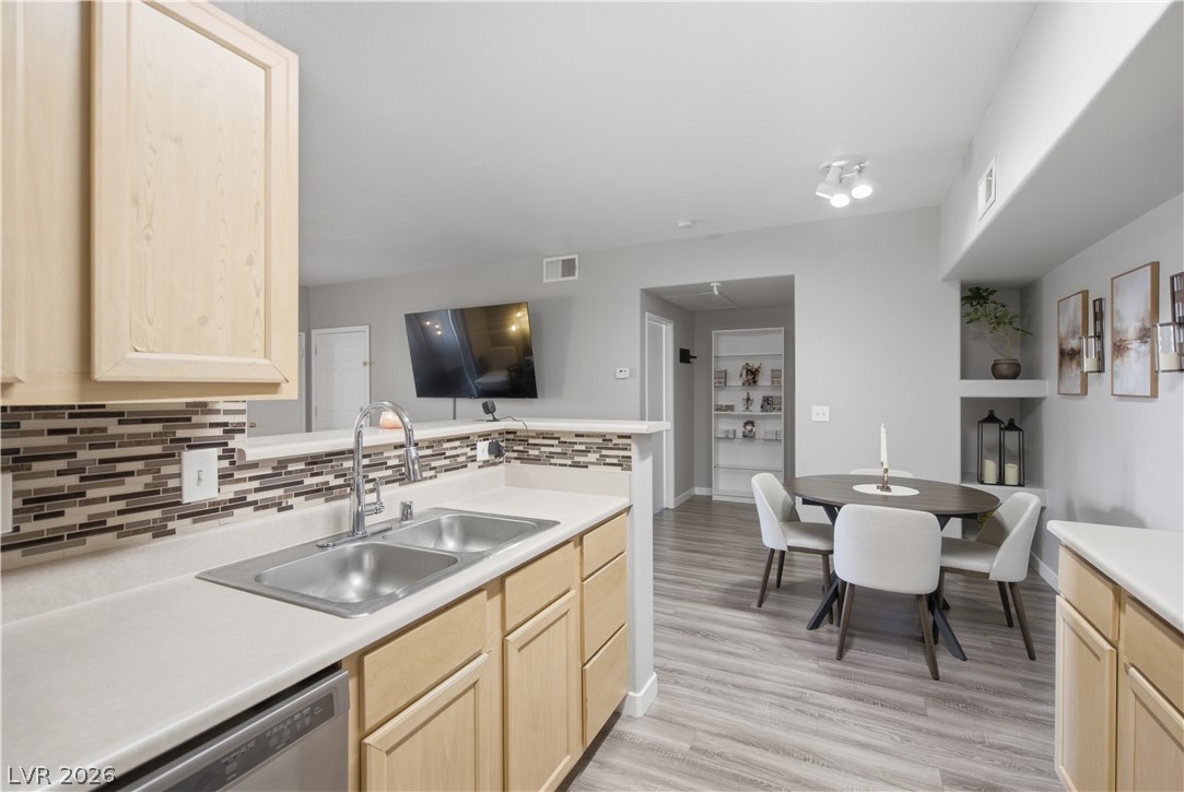 Photo 27 of 63, 2615 W Gary Avenue #2067