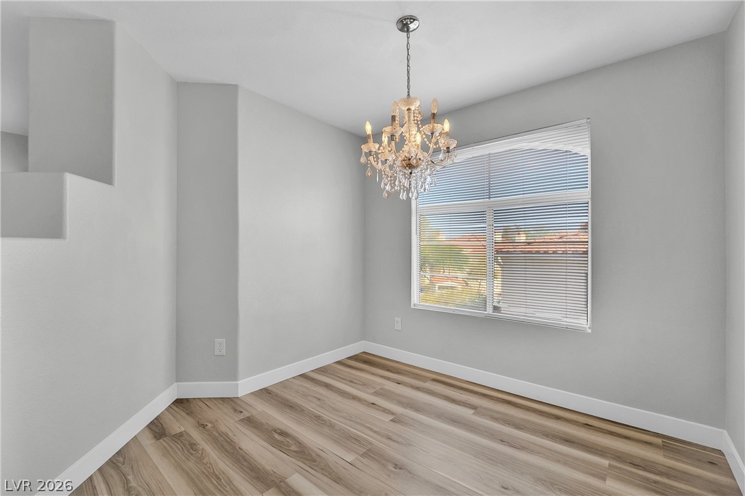 Photo 13 of 33, 698 S Racetrack Road #1521