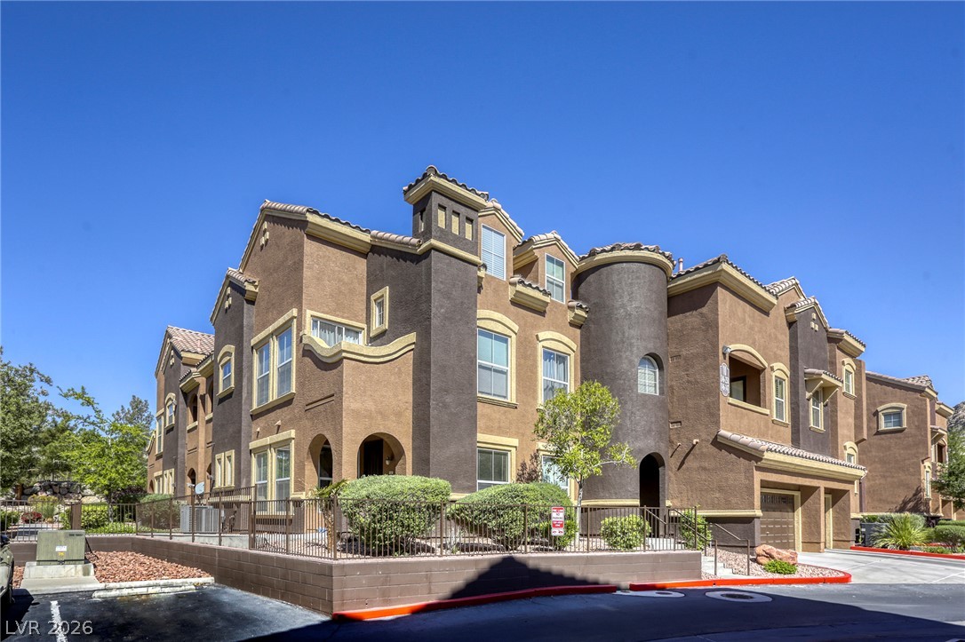 3975 N Hualapai Way #147, Las Vegas