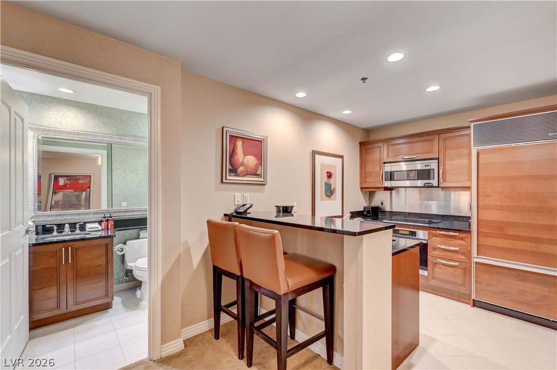 Photo 13 of 85, 125 E HARMON Avenue #3419 & 3421