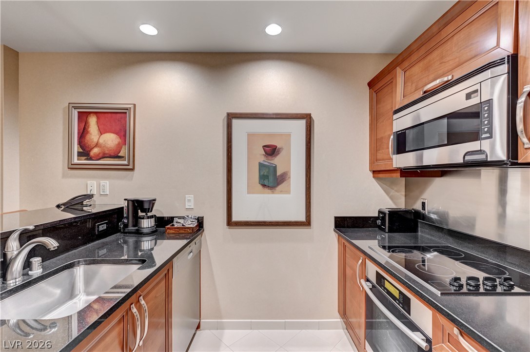 Photo 16 of 85, 125 E HARMON Avenue #3419 & 3421