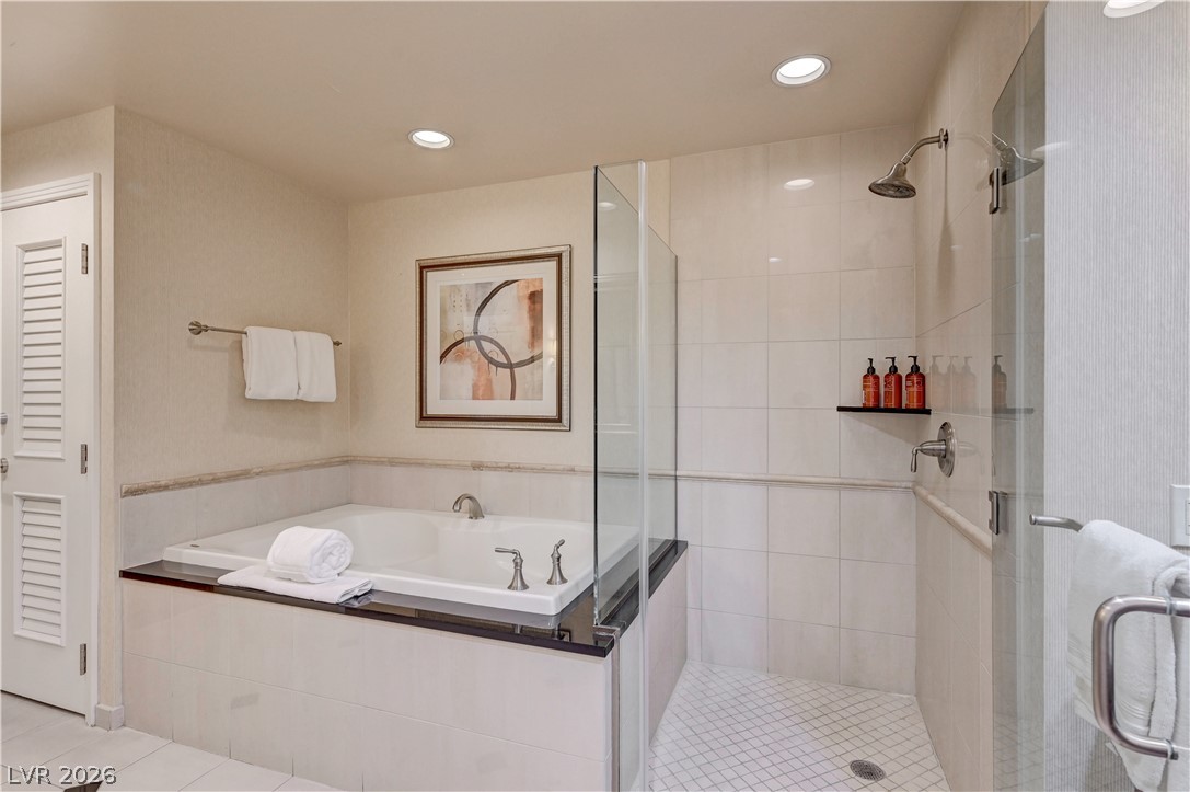 Photo 24 of 85, 125 E HARMON Avenue #3419 & 3421