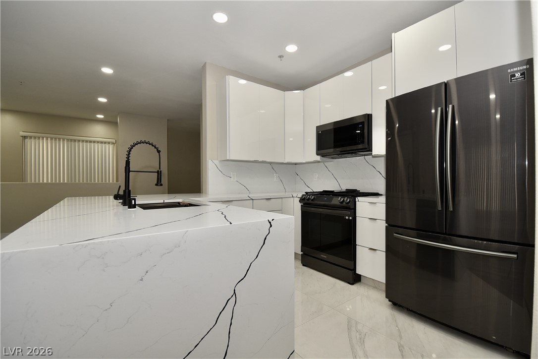 7173 S Durango Drive #203, Las Vegas