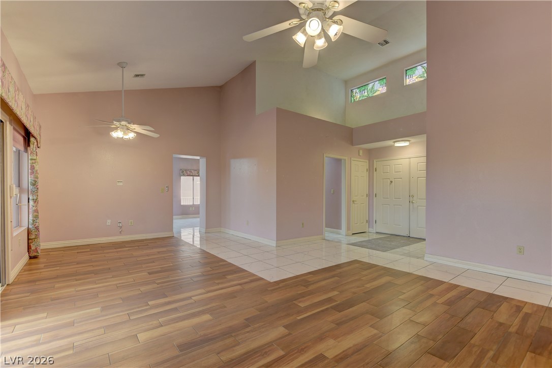 Photo 4 of 2516 Highvale Drive