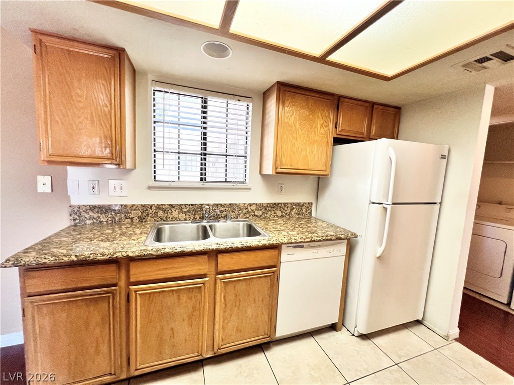 Photo 3 of 101 Luna Way #118