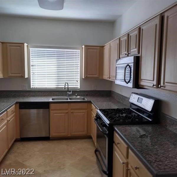 Photo 21 of 52, 5250 S Rainbow Boulevard #1010