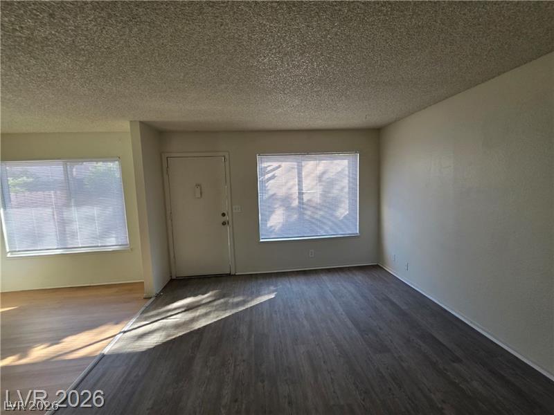 Photo 6 of 52, 4363 Spencer Street #8
