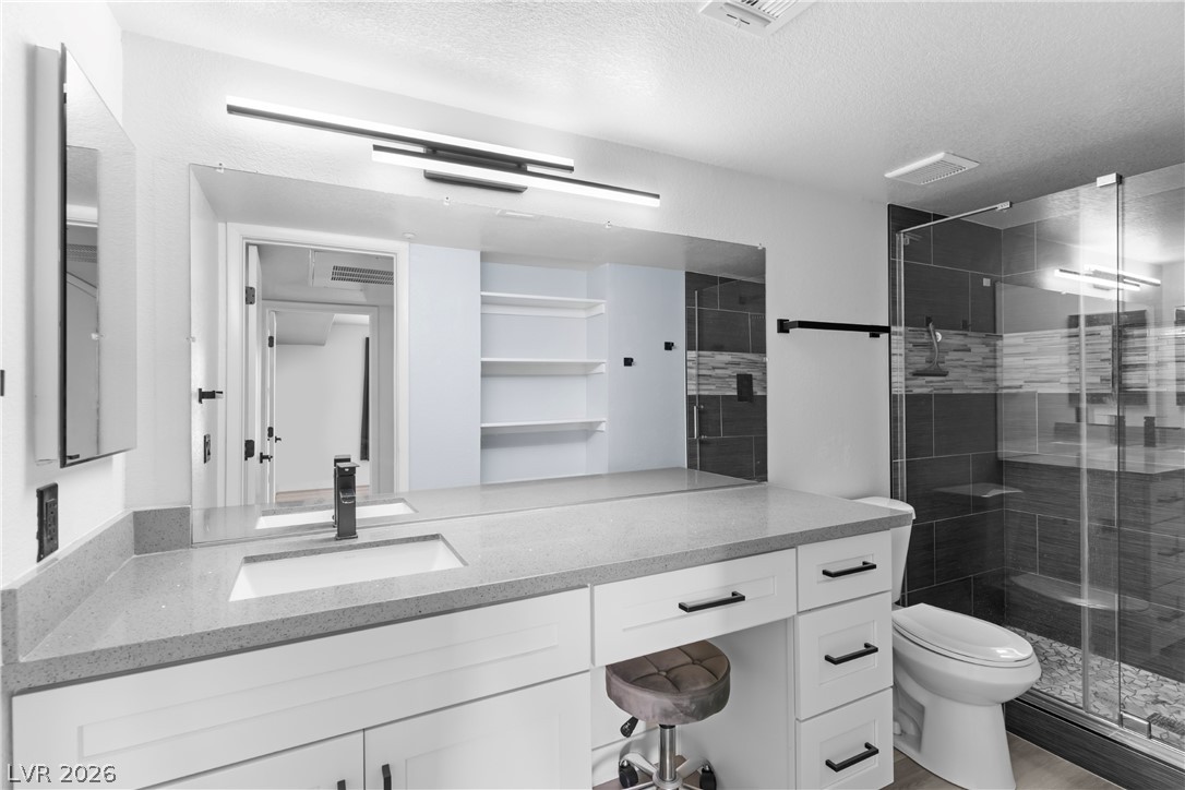 Photo 18 of 32, 2300 E Silverado Ranch Boulevard #2144