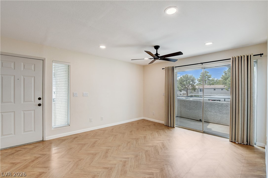 Photo 4 of 3053 Casey Drive #202