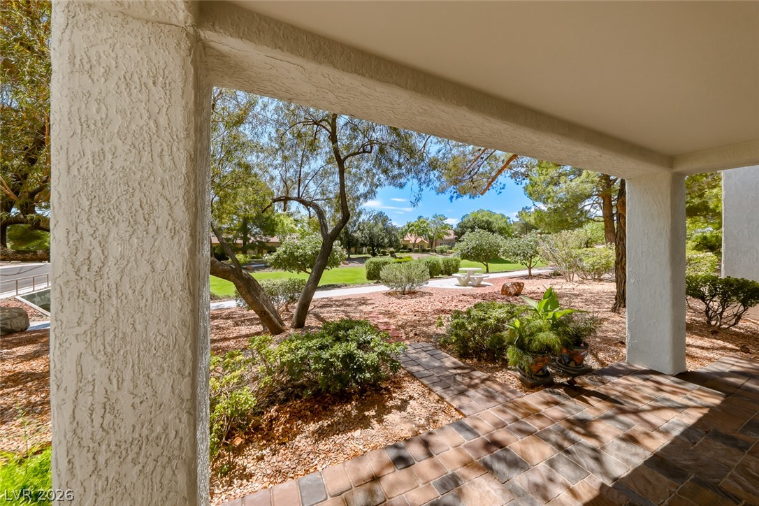 Photo 39 of 94, 2648 Highvale Drive