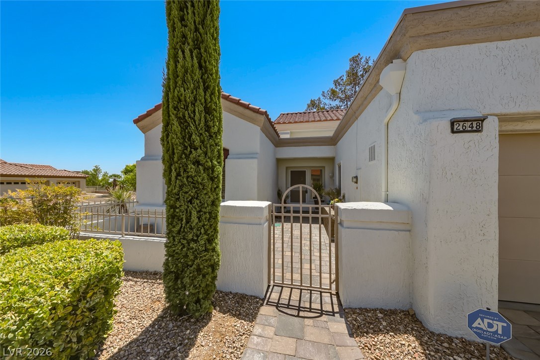 Photo 4 of 2648 Highvale Drive