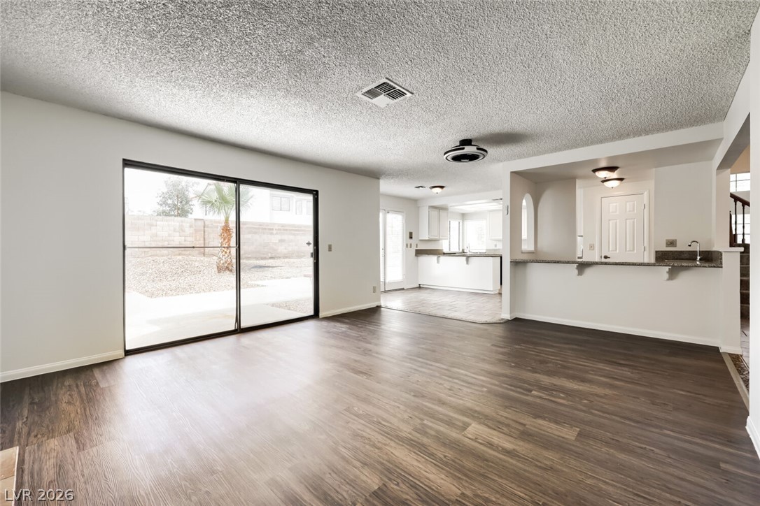 Photo 24 of 34, 9000 Feather River Court