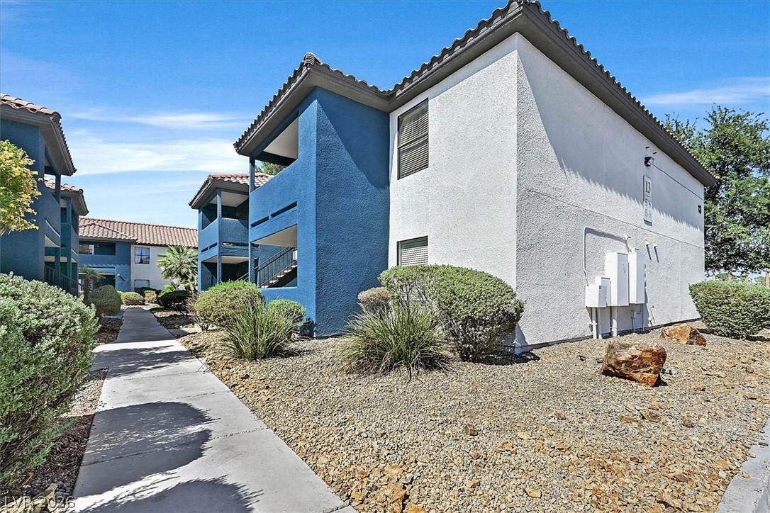 Photo 16 of 21, 3135 S Mojave Road #156