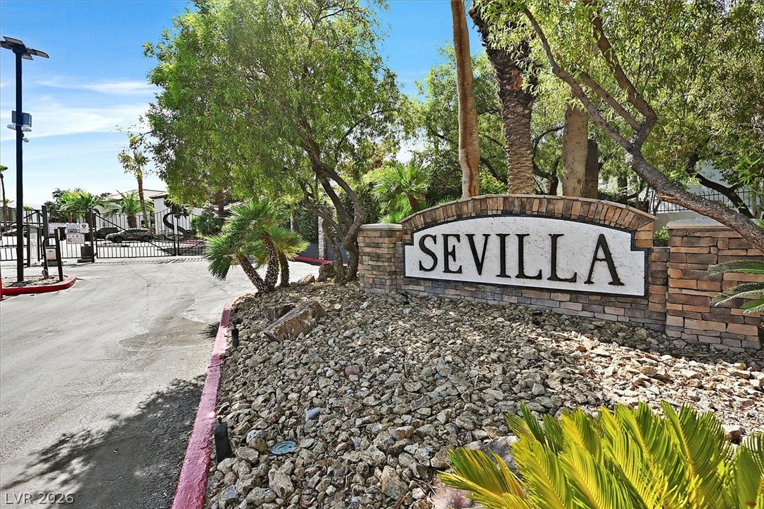 Photo 20 of 21, 3135 S Mojave Road #156