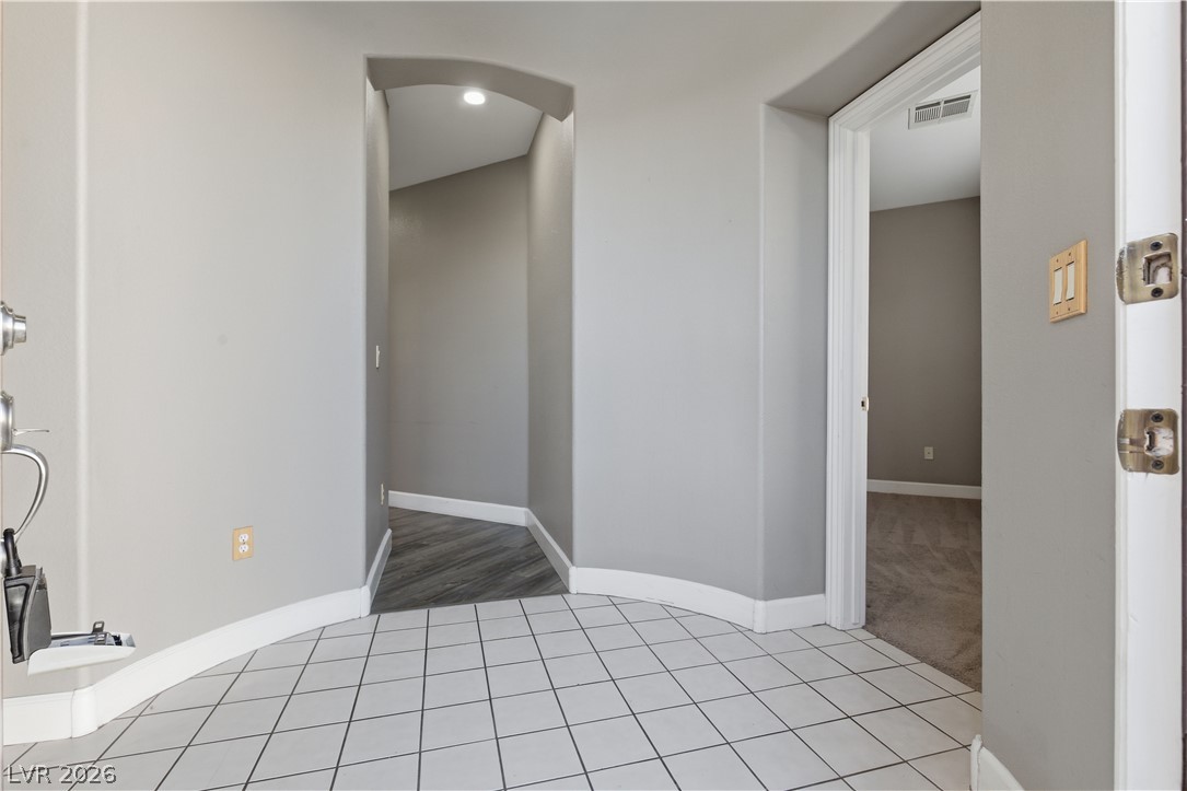 Photo 4 of 7383 Lionheart Street
