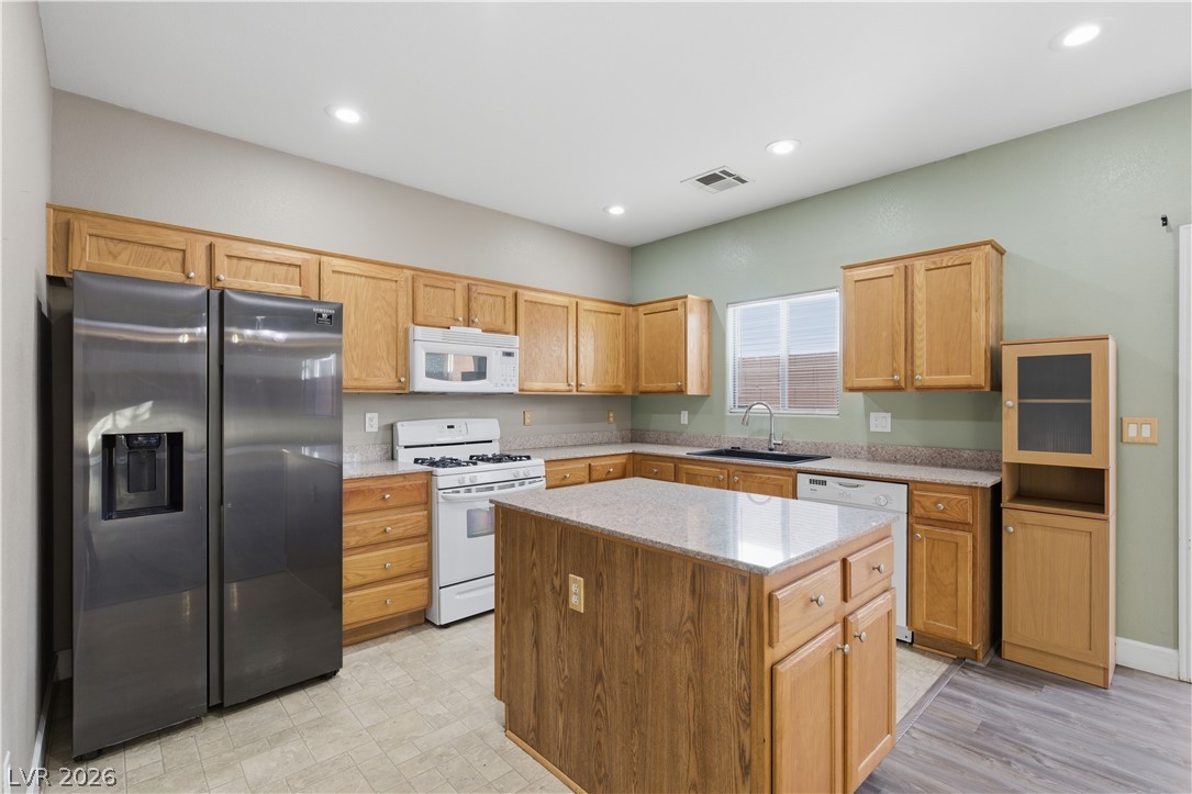 Photo 33 of 42, 7383 Lionheart Street