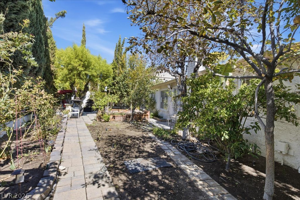 Photo 11 of 26, 6305 Arcadia Avenue