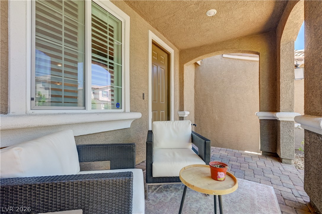 Photo 2 of 2433 Bellinzona Place