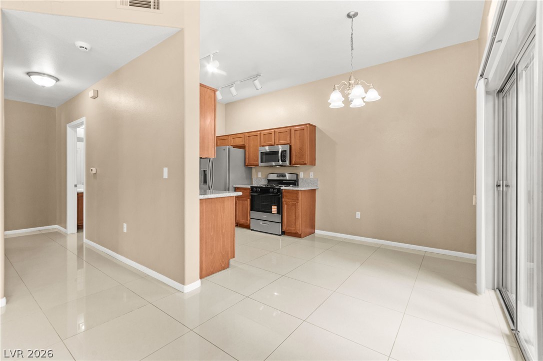 Photo 13 of 43, 8805 Jeffreys Street #1114
