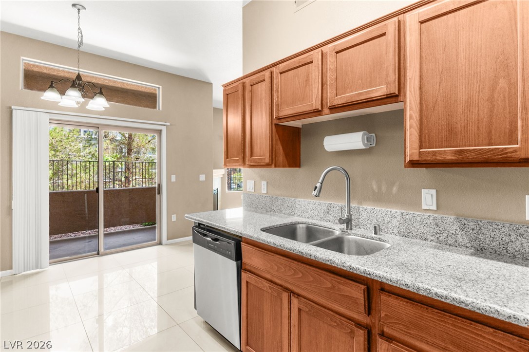 Photo 17 of 43, 8805 Jeffreys Street #1114