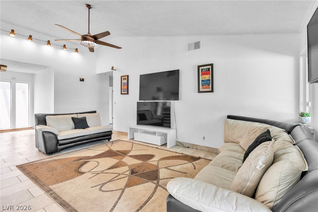 Photo 5 of 4460 Cranbrook Way