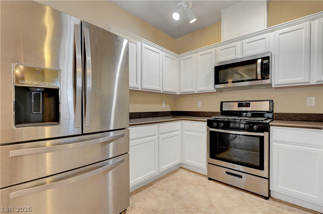 4685 Apulia Drive #202, North Las Vegas 89084