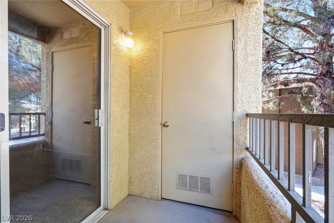 Photo 21 of 35, 2120 Ramrod Avenue #428