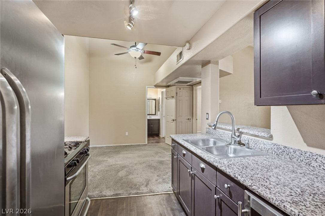 Photo 9 of 35, 2120 Ramrod Avenue #428