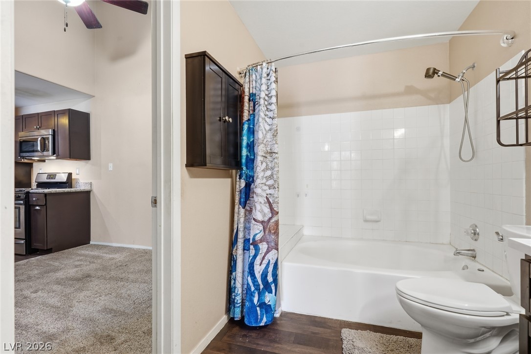 Photo 13 of 35, 2120 Ramrod Avenue #428