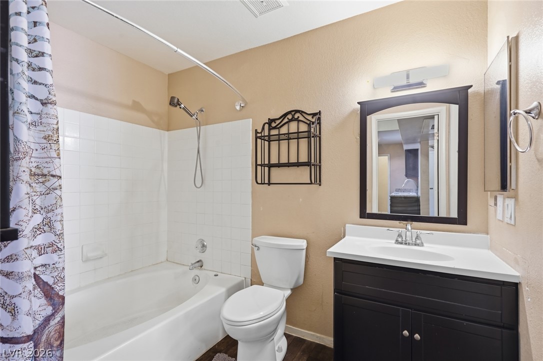 Photo 14 of 35, 2120 Ramrod Avenue #428