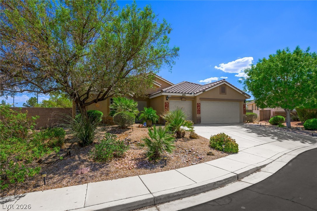 213 Whitetail Archery Avenue, North Las Vegas